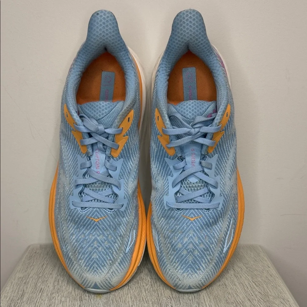 Hoka One One Clifton 9 Women’s Airy Blue and Orange Athletic Shoes Size 11